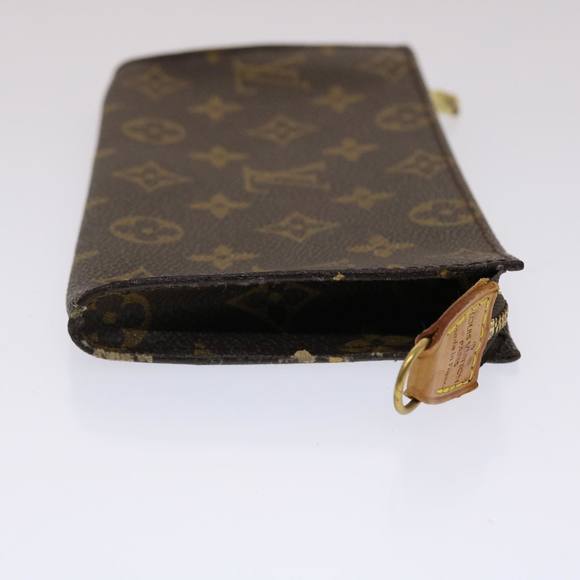 LOUIS VUITTON Monogram Bucket GM Pouch Accessory Pouch LV Auth 49321 - Picture 3 of 16